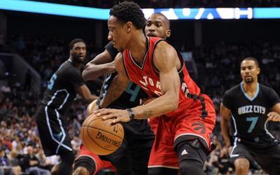 内维斯国家队和俱乐部近17场攻入11球，生涯此前146场仅进9球